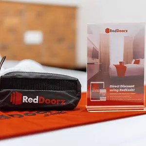 reddoorz-near-robinsons-cybergate-davao.davao-hotels.com/